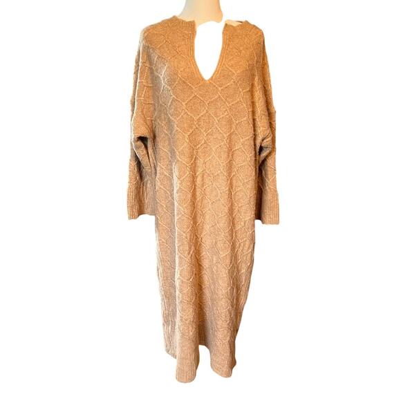 J. Crew Cable-Knit Stretch Wool Sweater Dress.  Tan Merino Wool.  Size M/L - Picture 1 of 8